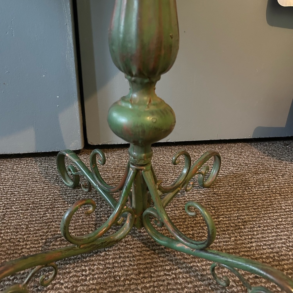 Iron Birdbath - Picture 2 of 3
